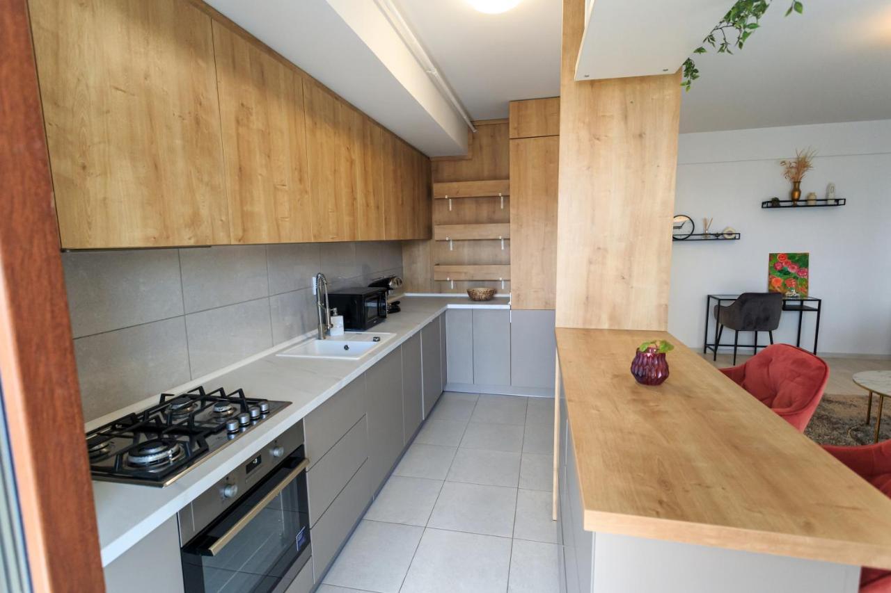 Mmc Apartament Apartment Brasov Ngoại thất bức ảnh